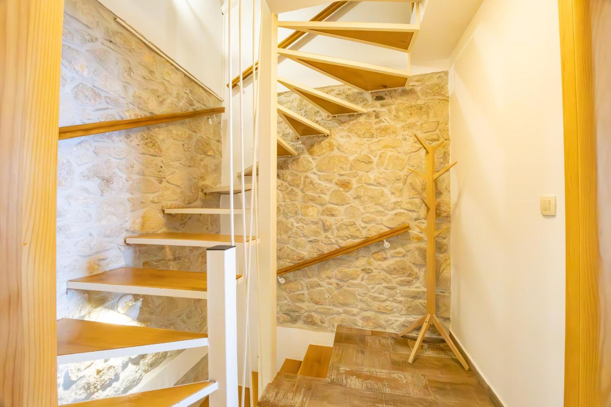 Villa Stone House Kurtic Stara Podgora Exterior foto